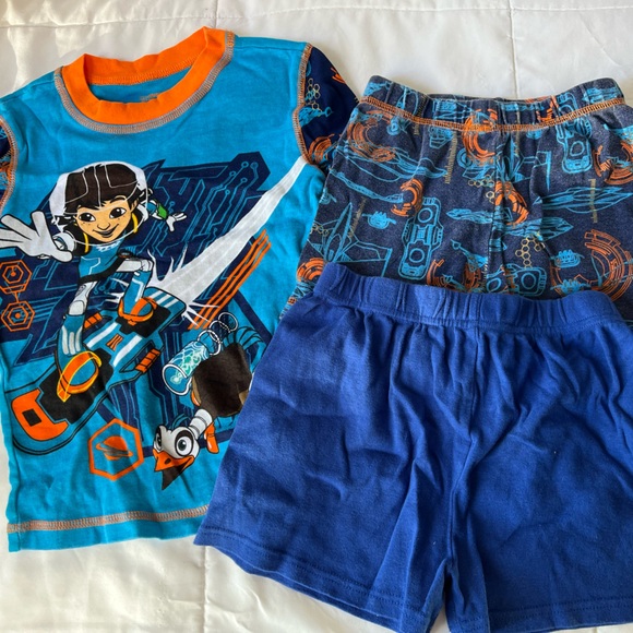 Disney Miles from Tomorrow land pajamas cotton shorts - Picture 1 of 2